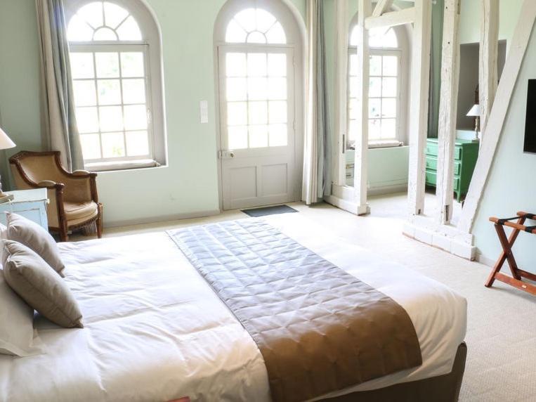 Domaine De Montchevreuil Hotell Fresneaux-Montchevreuil Rom bilde